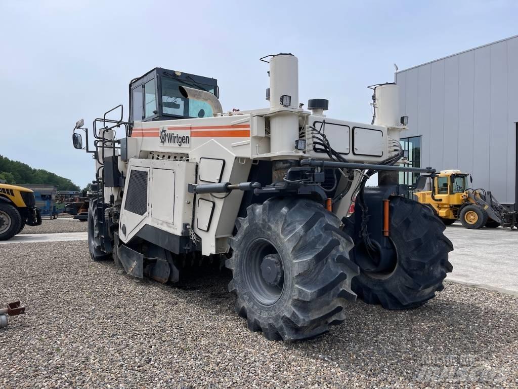 Wirtgen WR2500 Asphalt Recycling Equipment