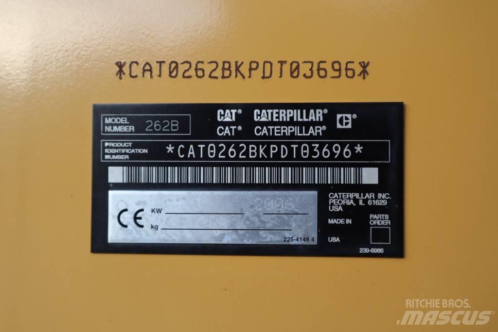 CAT 262 B Mini Loader
