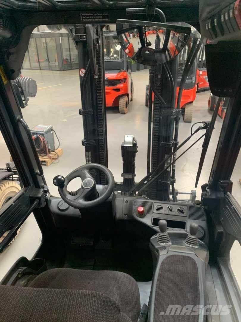 Linde E35L Electric Forklifts