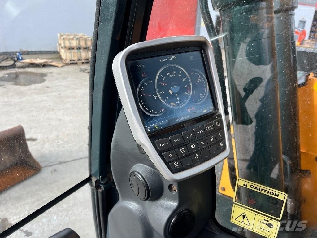 Hyundai HX125LCR Crawler Excavators