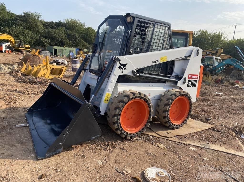 Bobcat S 300 Skid Steer Loaders