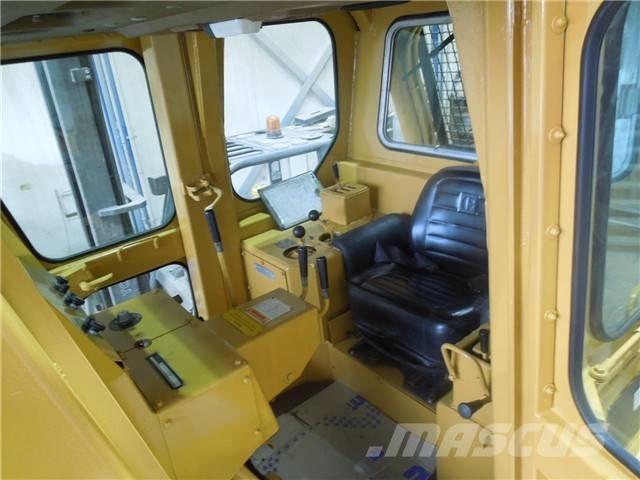 CAT D 7 G Crawler dozers