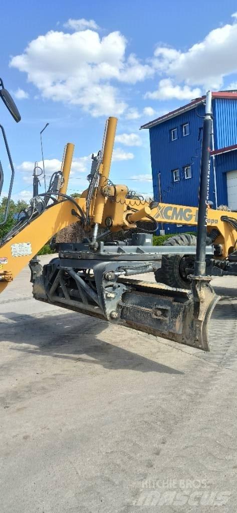 XCMG GR215A Motor Graders
