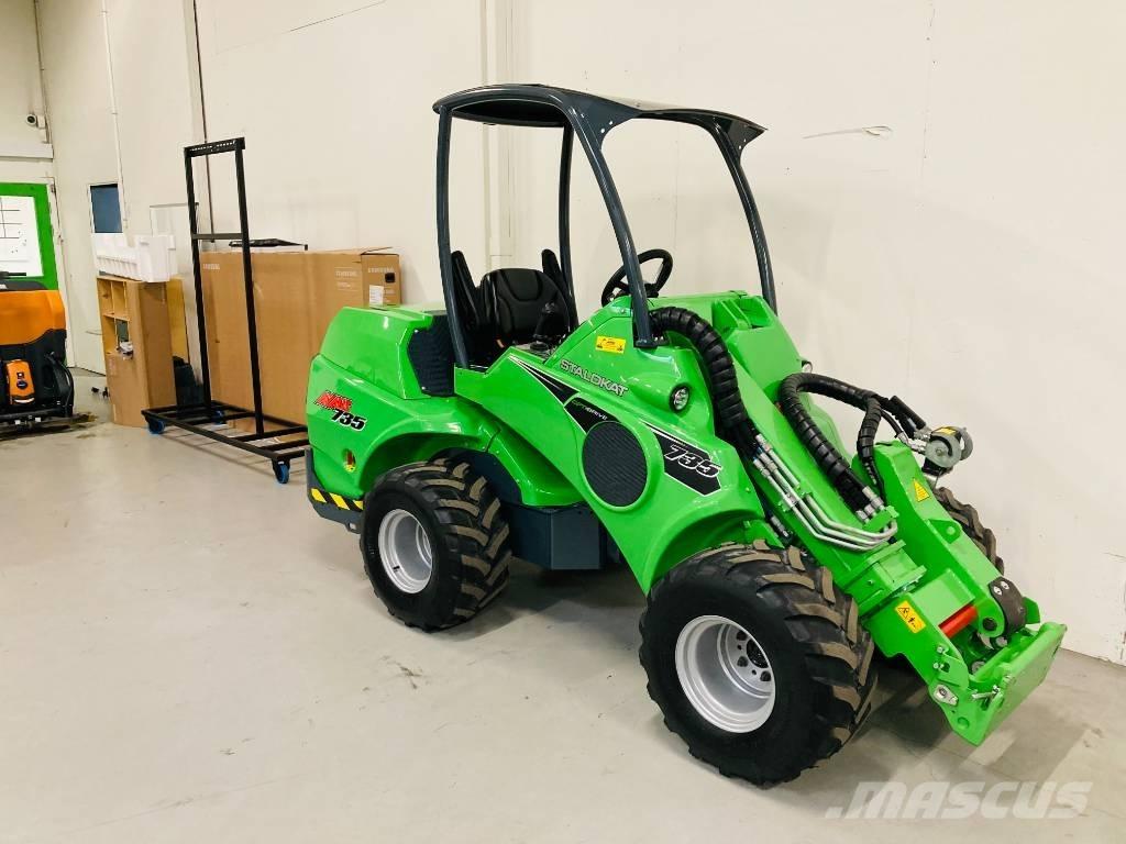 Avant 735 Mini Loader