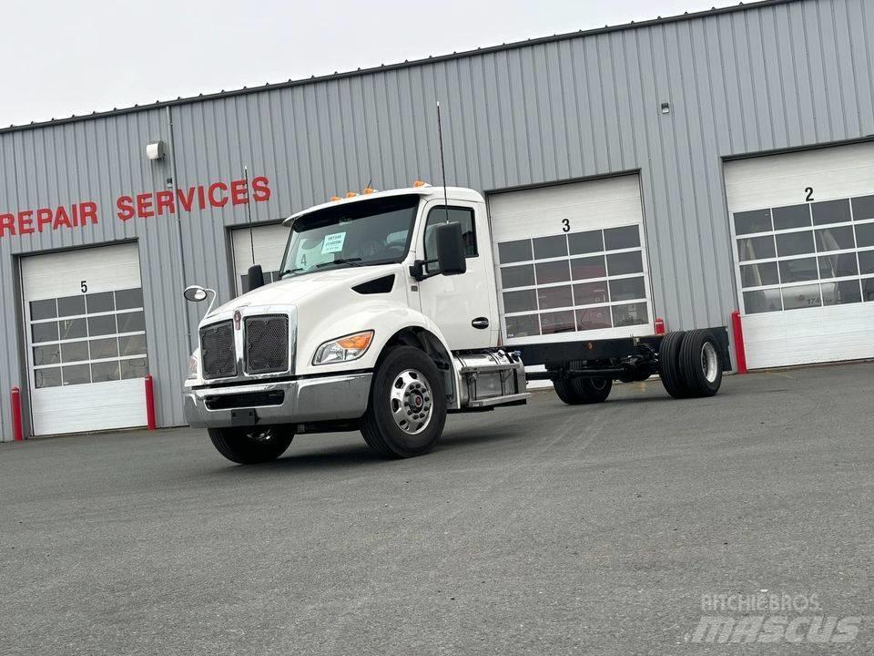 Kenworth T 380 Cab & Chassis Trucks
