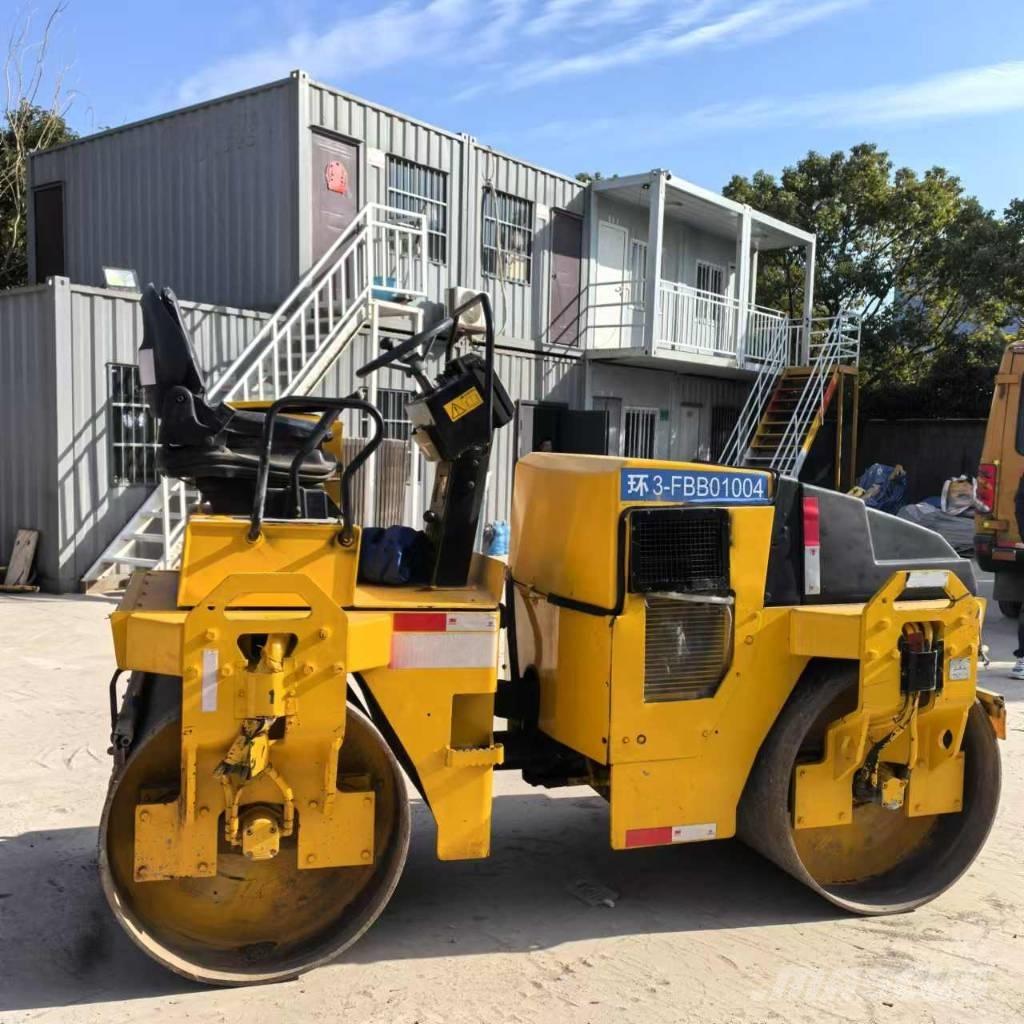 Dynapac CC 142 Twin drum rollers