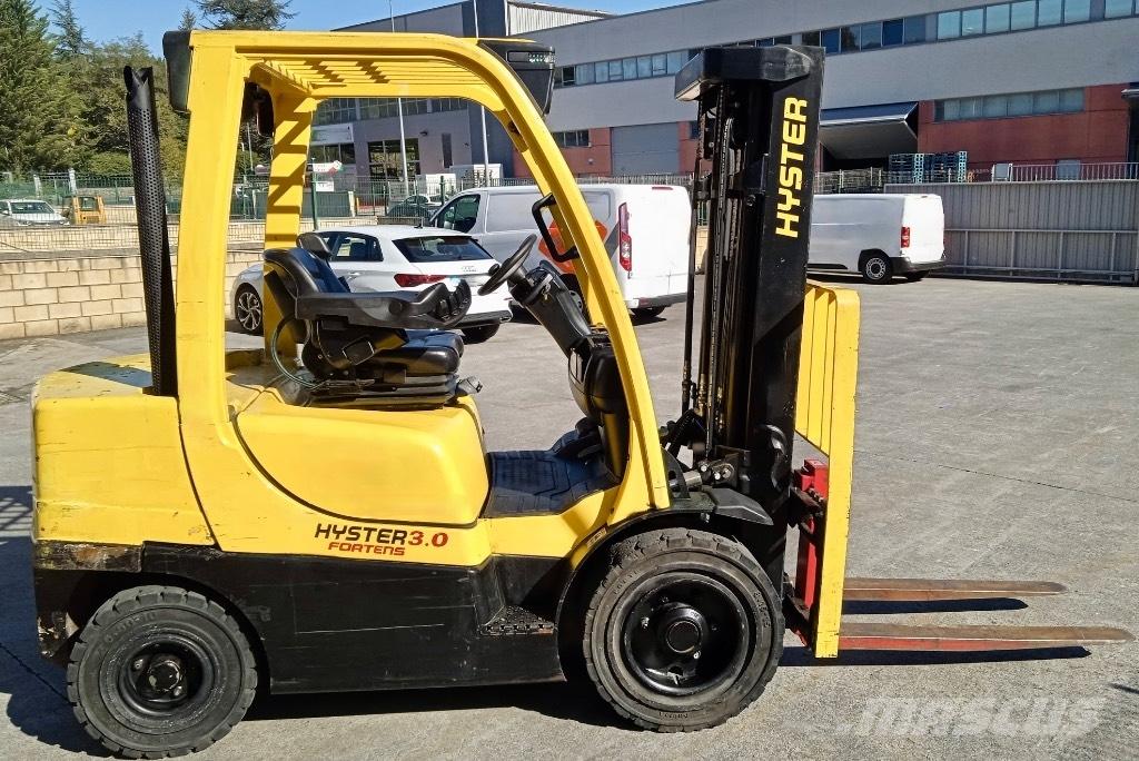 Hyster H 30 FT Diesel Forklifts