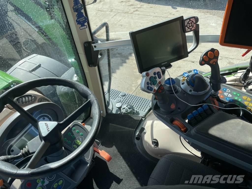 Fendt 828 Vario Tractors