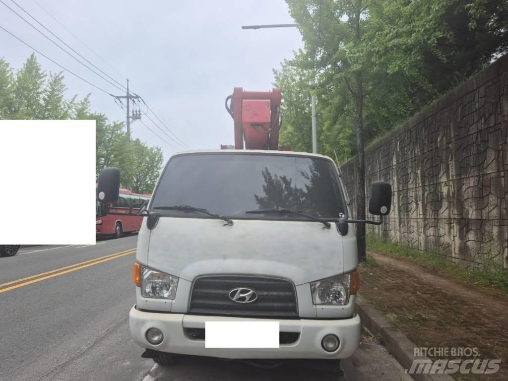 Jinwoo JW280 Truck Mounted Aerial Platforms