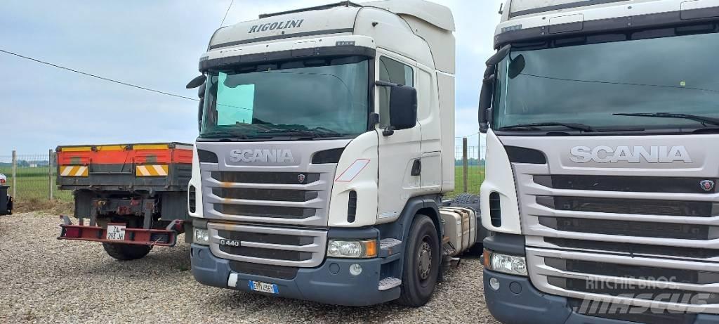 Scania 440 Conventional Trucks / Tractor Trucks