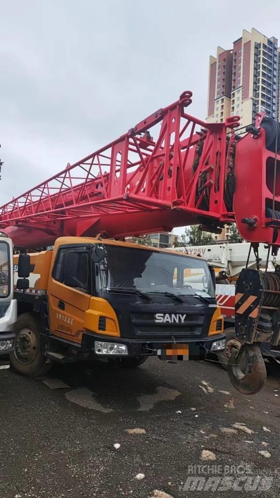 Sany STC600T6 Mobile and all terrain cranes