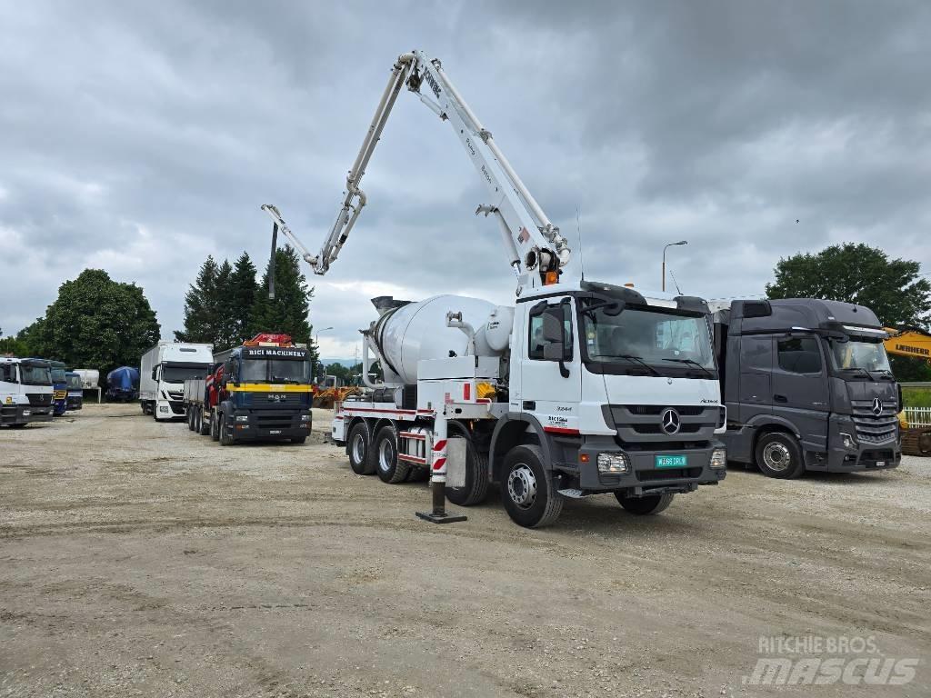 Mercedes-Benz 3244 Concrete Trucks