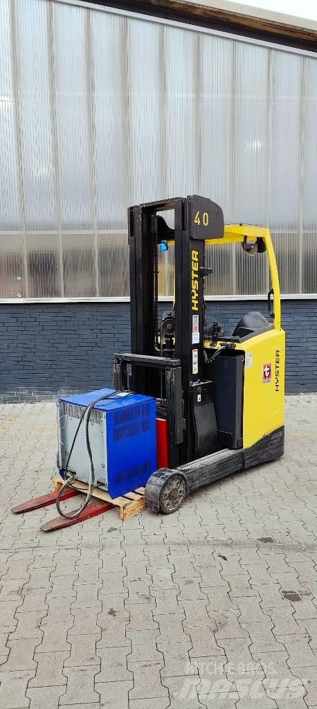 Hyster R 1.6 Reach trucks