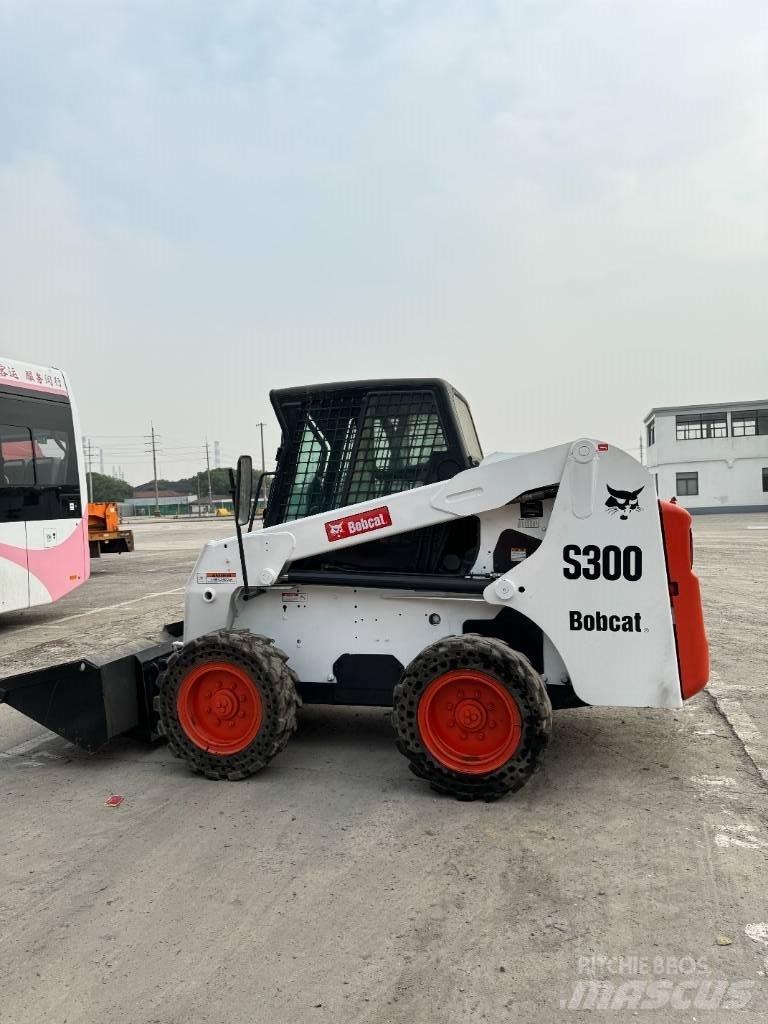 Bobcat S 300 Skid Steer Loaders