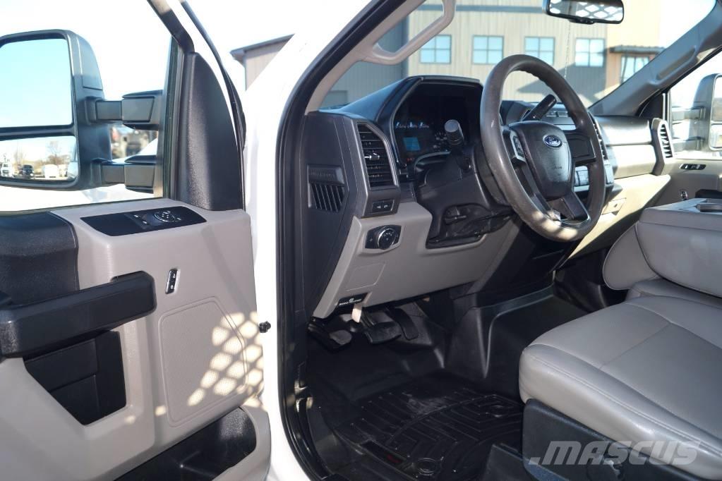 Ford F 550 XL SD Cab & Chassis Trucks