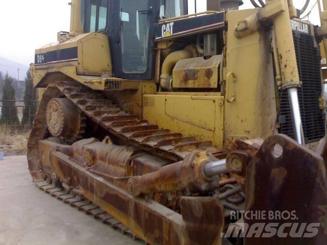 CAT D8R Crawler dozers