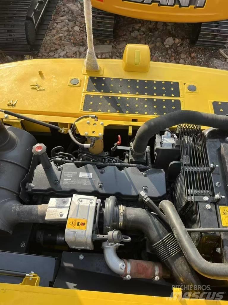 Komatsu 240-8 Crawler Excavators