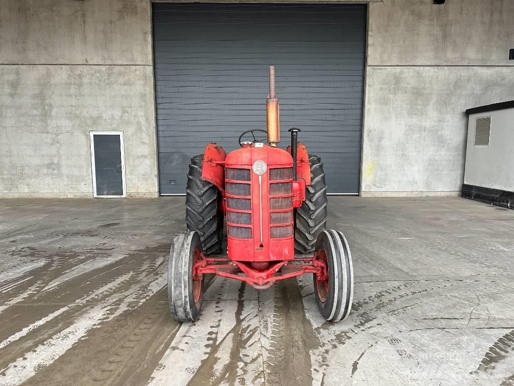Volvo BM 470 Tractors