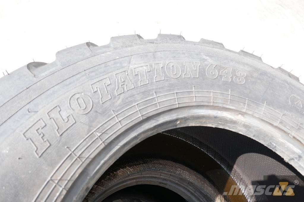 BKT 550/45-22.5 Tires, wheels and rims