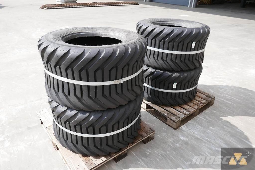 BKT 550/45-22.5 Tires, wheels and rims