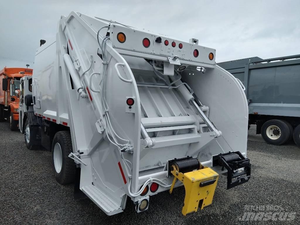 CCC LOW ENTRY Garbage Trucks / Recycling Trucks