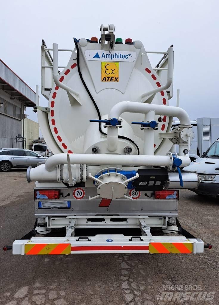 Amphitec Vortex 9000 Vacuum Trucks