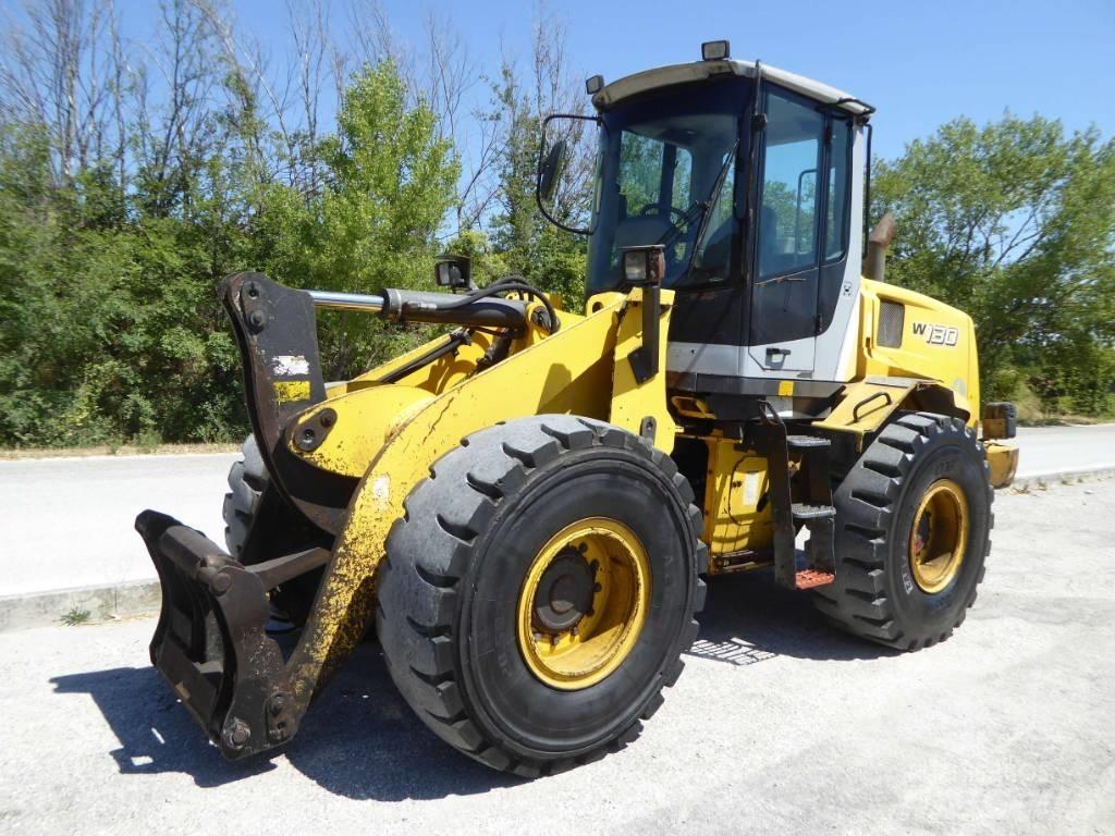 New Holland W130 Wheel Loaders