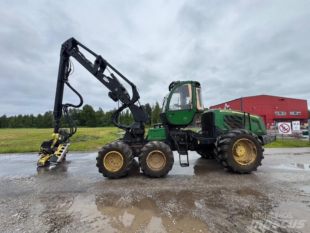 John Deere 1170 E Harvesters