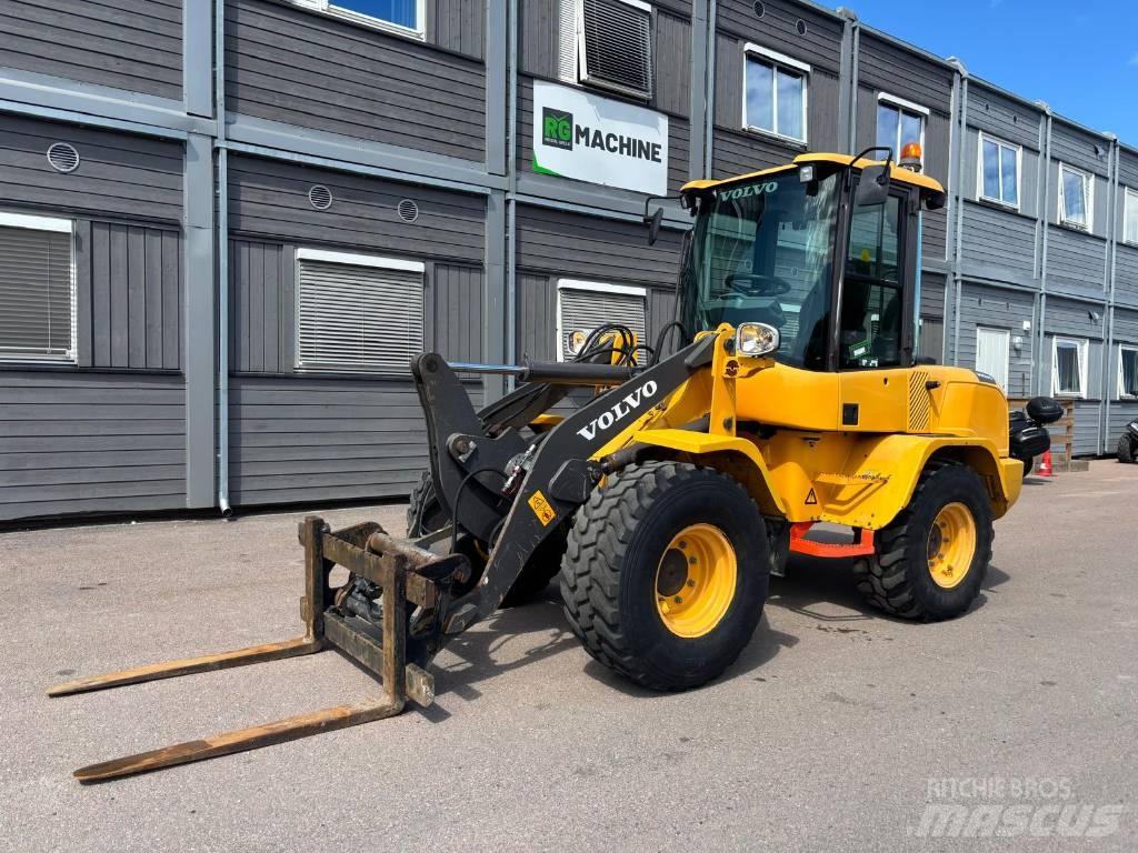 Volvo L 30 G Wheel Loaders