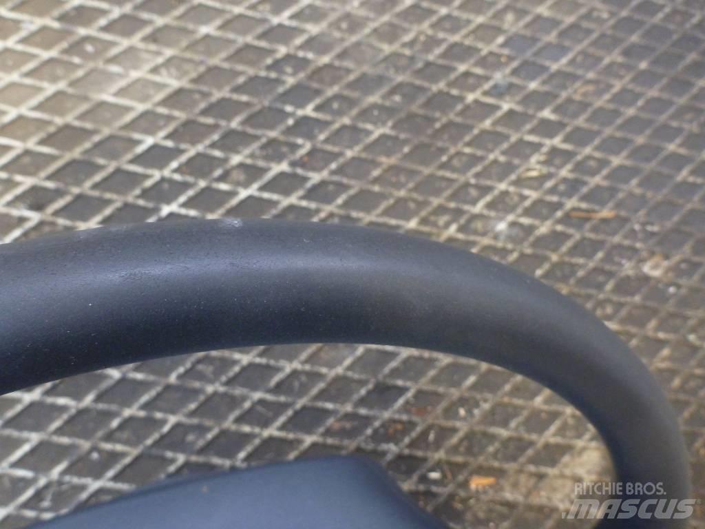  Ratt Scania R-serie Cabins and interior