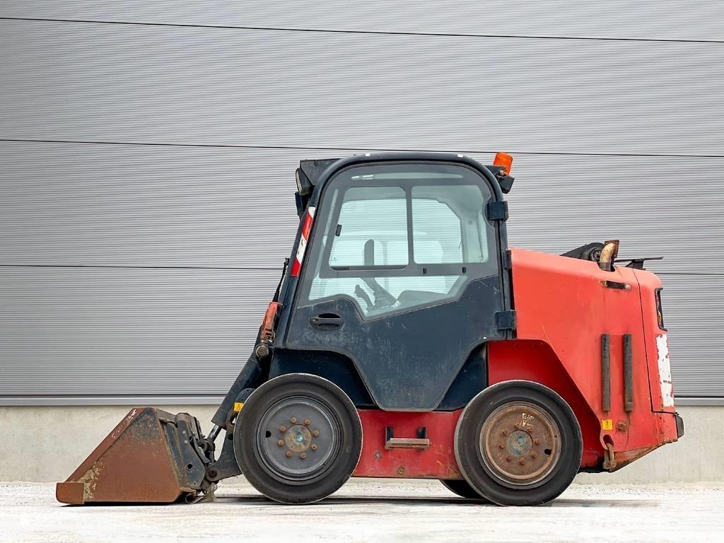 JCB R260 Skid Steer Loaders
