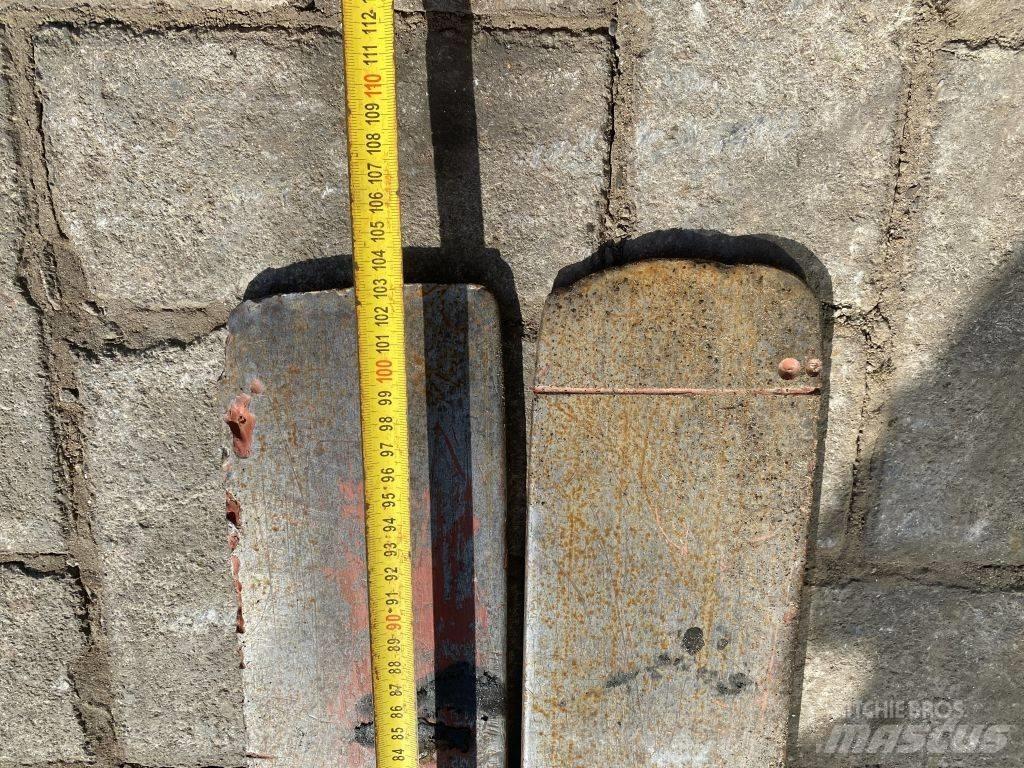 Komatsu FD 28-10 Diesel Forklifts