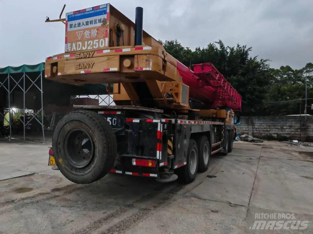 Sany 800T5 Mobile and all terrain cranes