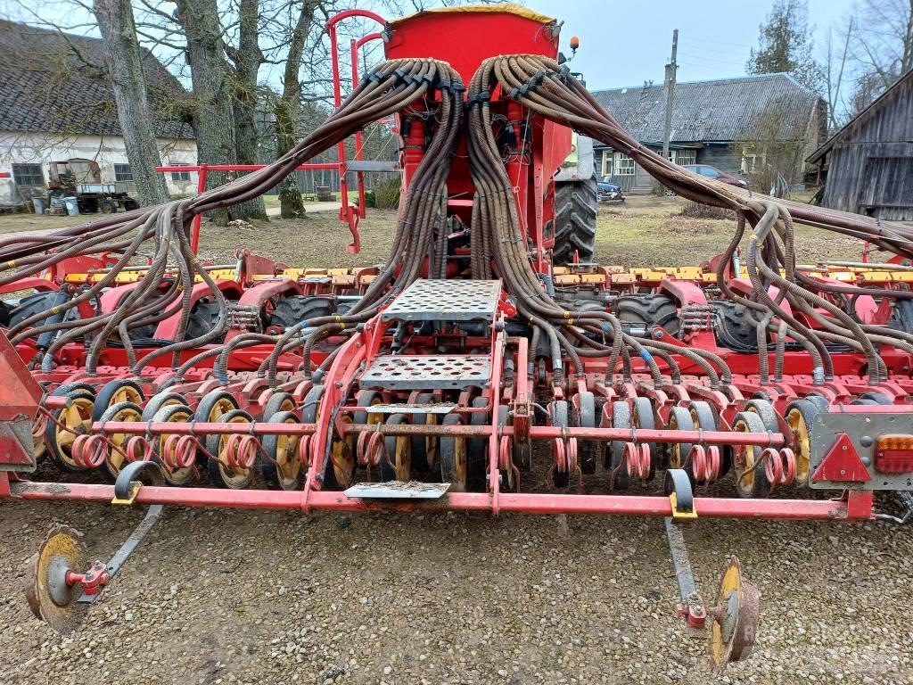 Väderstad Spirit800S Farm Drills