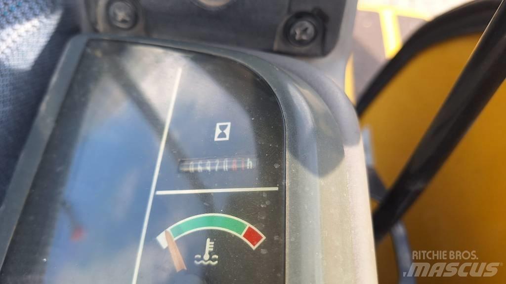 Komatsu PC27R-8 Mini Excavators <7t (Mini Diggers)