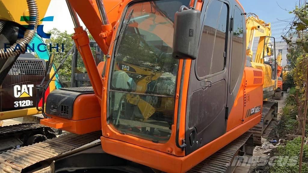 Doosan DX 140 LC Crawler Excavators