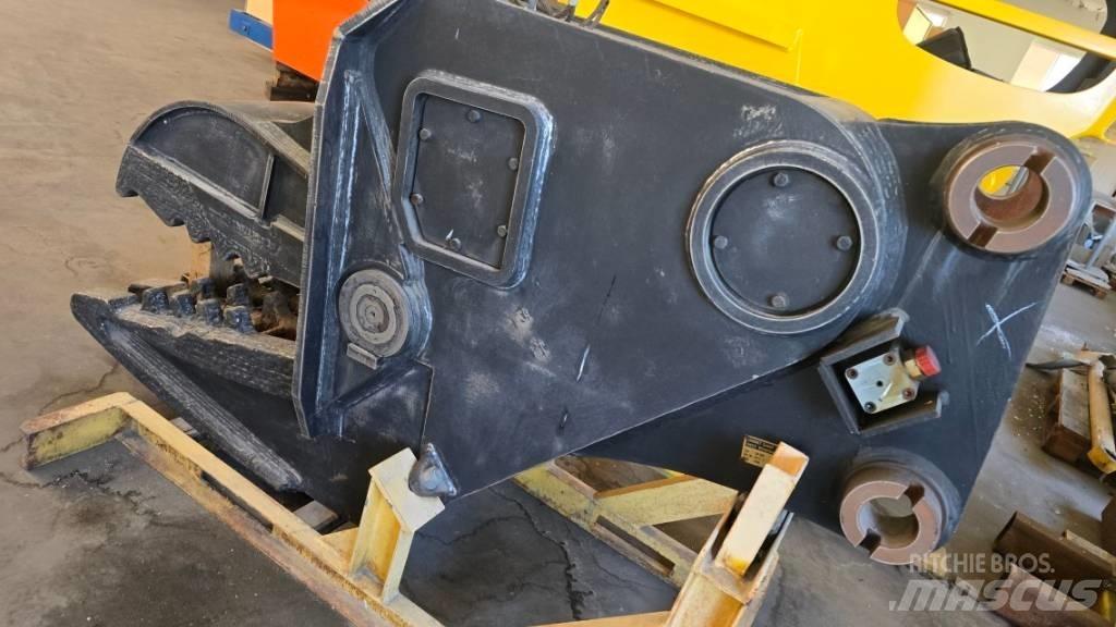 Unimet UP850 Pulveriser  (Demolition Crusher ) 
