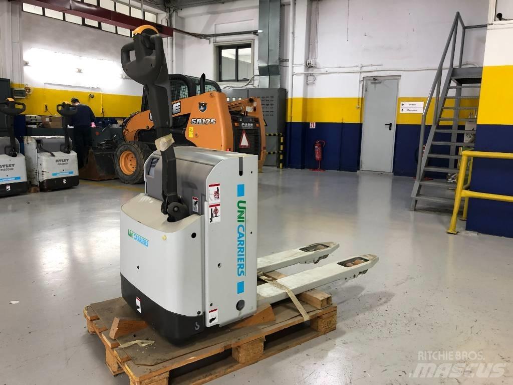 Atlet PLL200 Manual Pallet Stacker