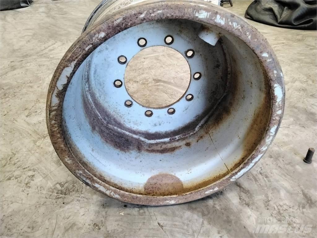 Valmet 890 20x26,5 Tires, wheels and rims