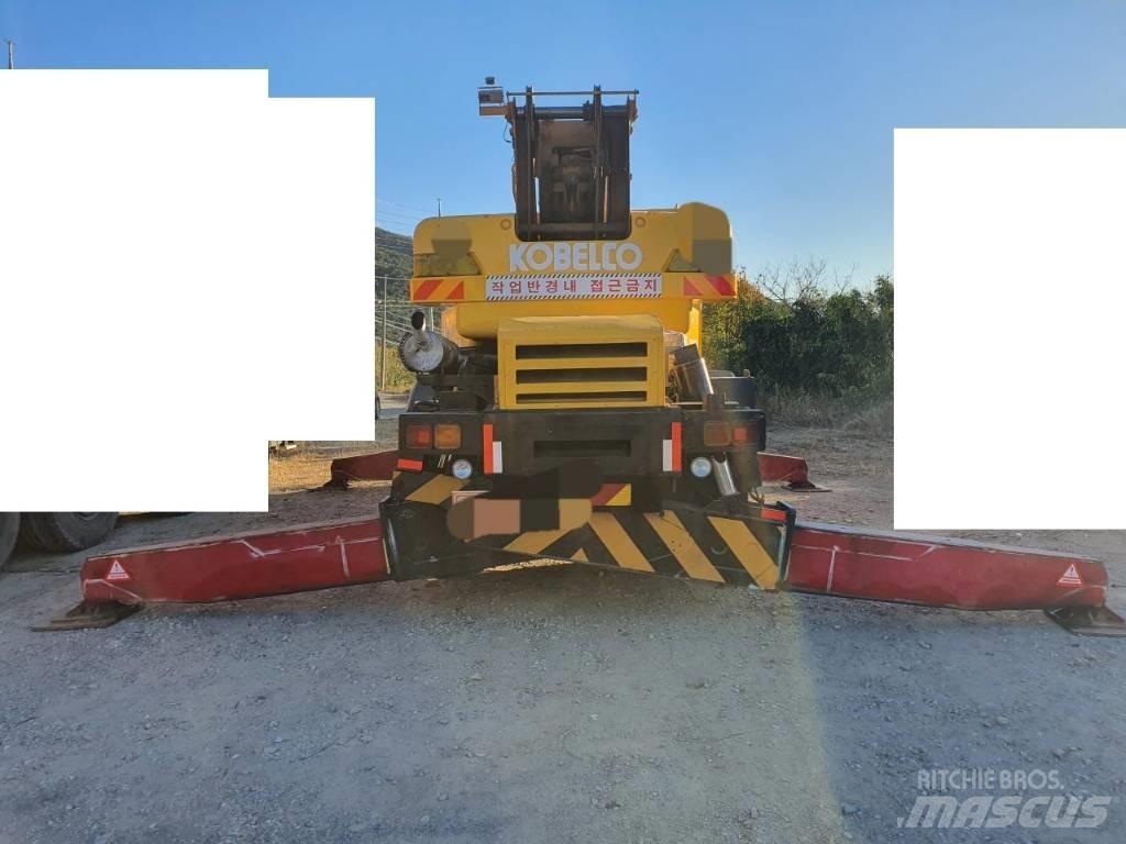 Kobelco RK 250 Rough Terrain Cranes