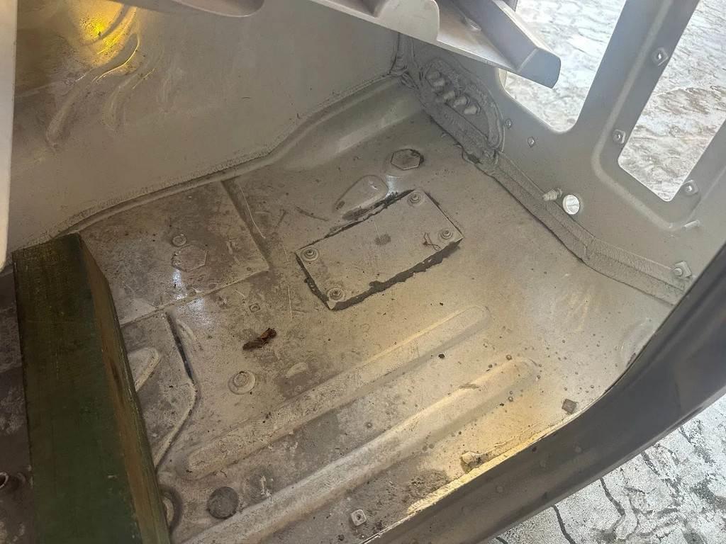 Volvo FH XL Cabins and interior