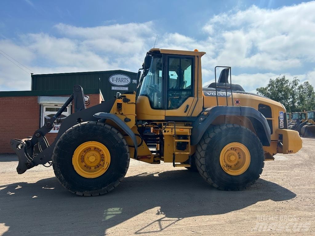 Volvo L110H Wheel Loaders