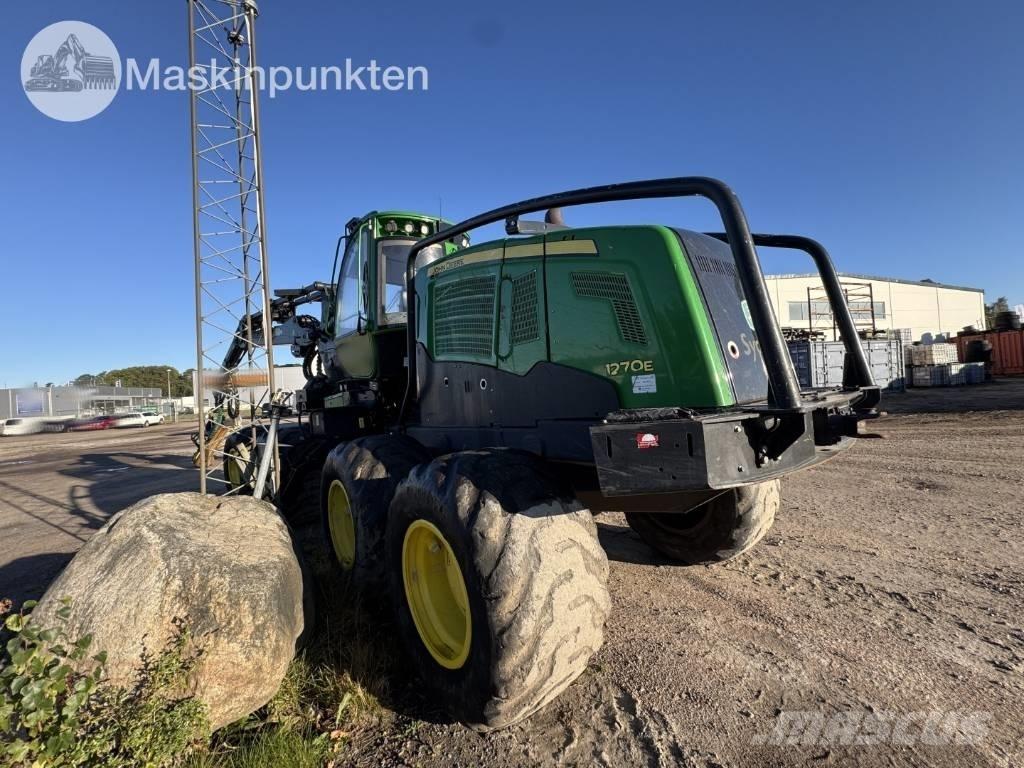 John Deere 1270 E Harvesters