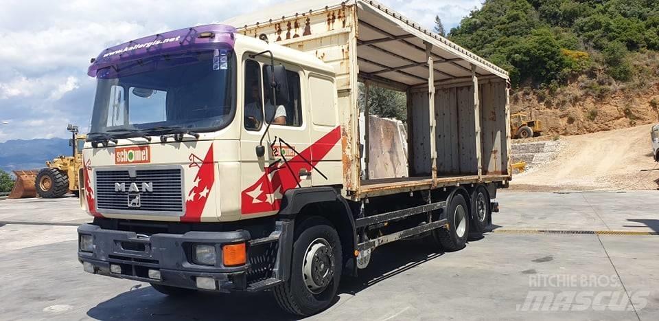 MAN 26.422 Curtain Side Trucks