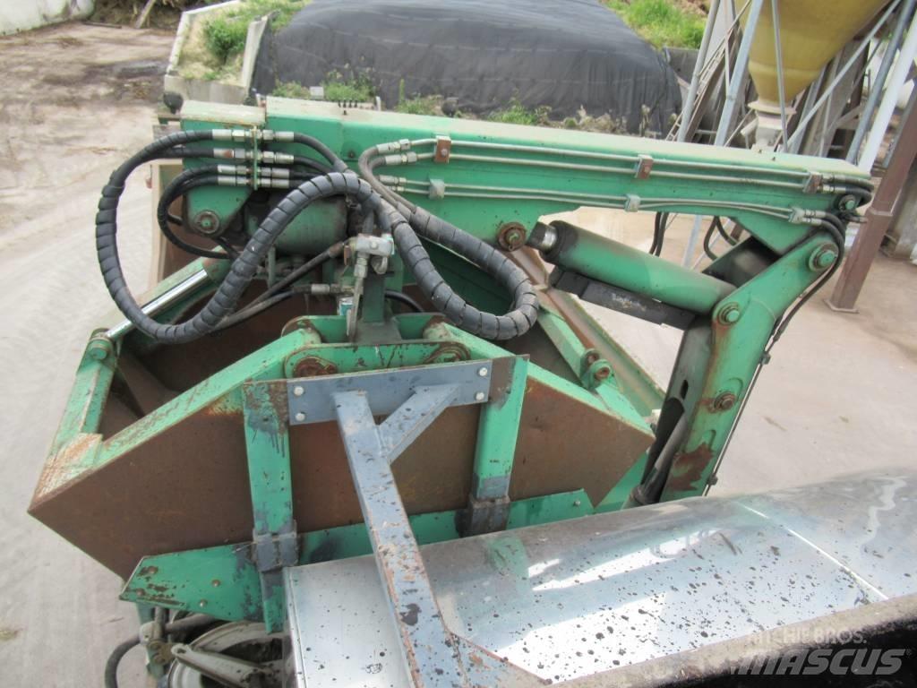 Renault Premium 300 Asphalt and Tar Sprayers and Sealers