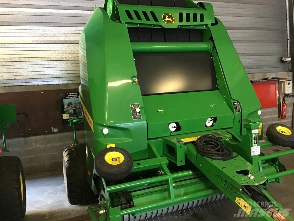 John Deere V461M Round Balers