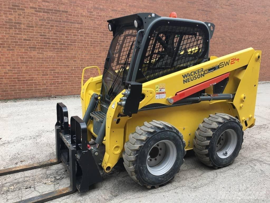 Wacker Neuson SW24 Skid Steer Loaders