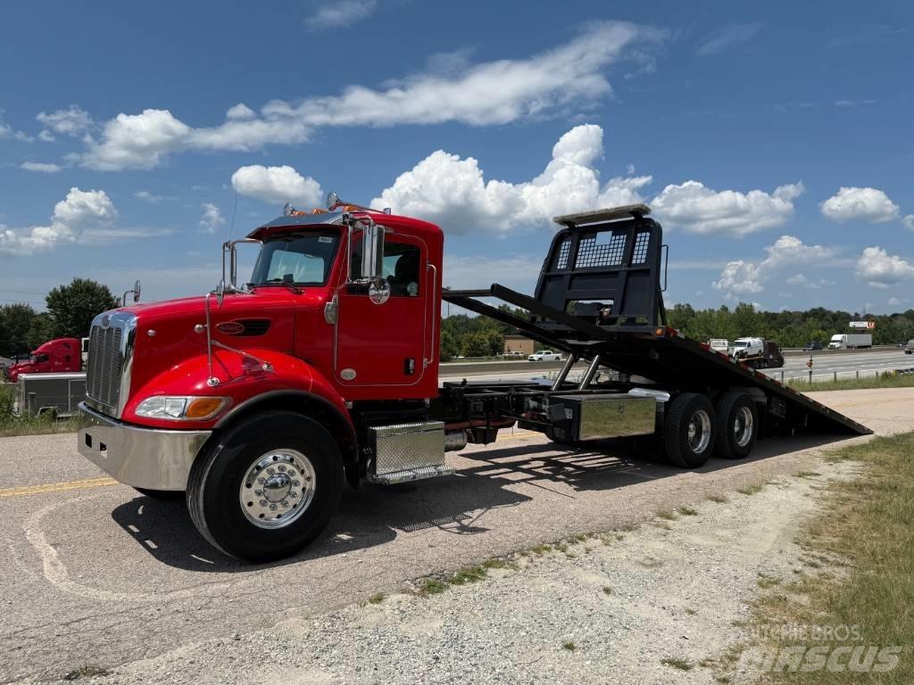 Peterbilt 348 Tow Trucks / Wreckers