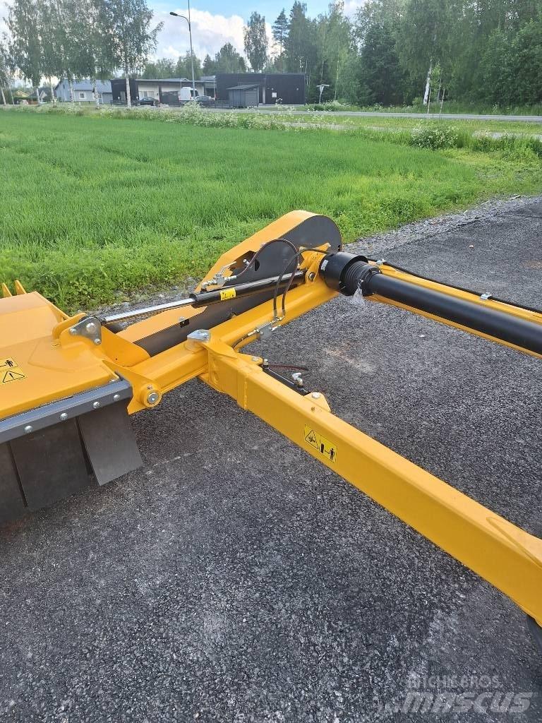Elho SideChopper Pasture Mowers And Toppers