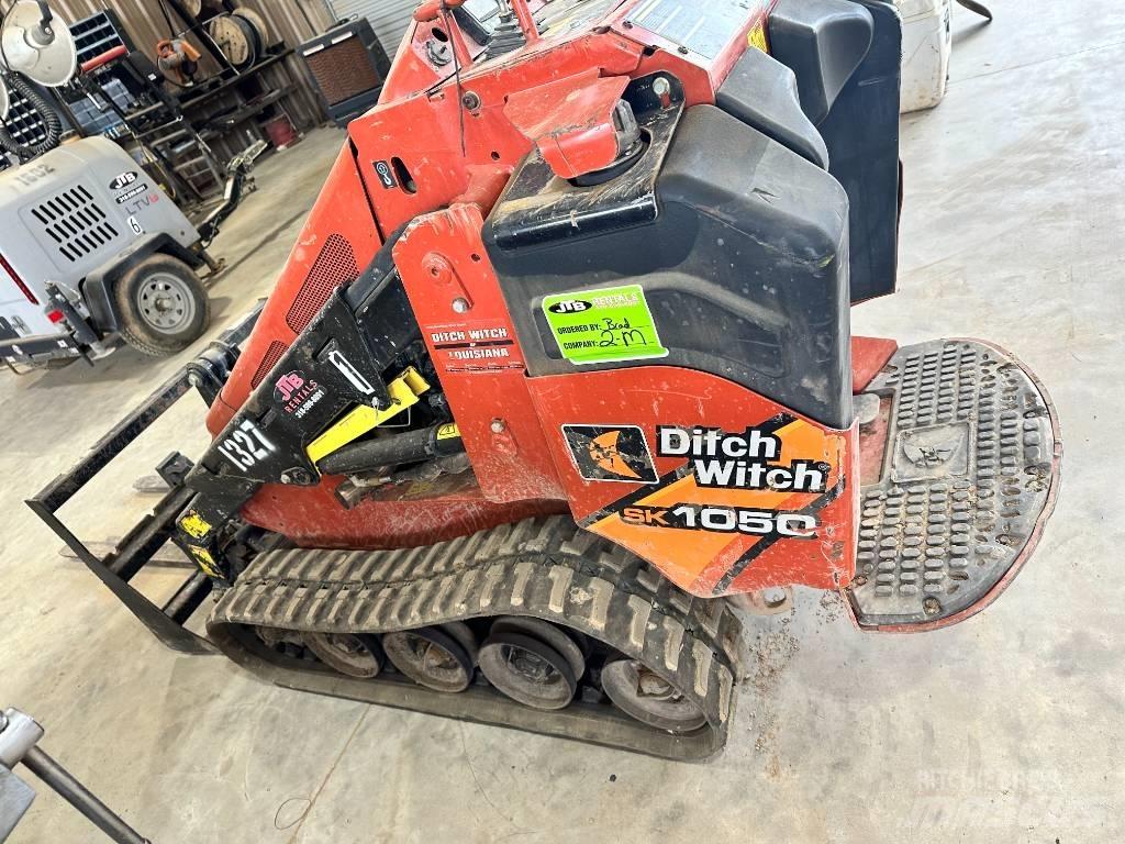 Ditch Witch SK 1050 Skid Steer Loaders